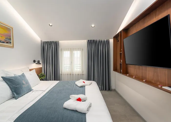 Arriba Residence 포레치