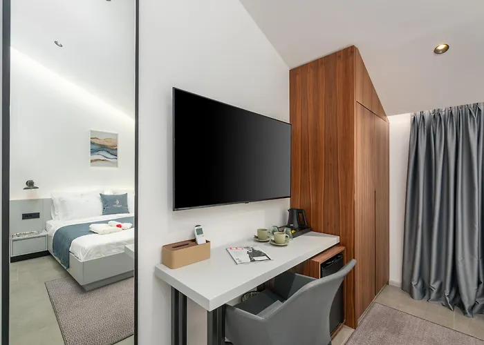 Arriba Residence *